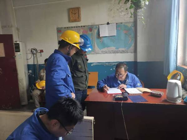 1605228838381227.jpeg 班組照片1.jpg