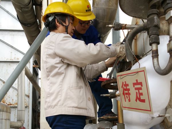 1636071122159051.jpeg 師傅日常巡檢帶徒弟 (1).jpg