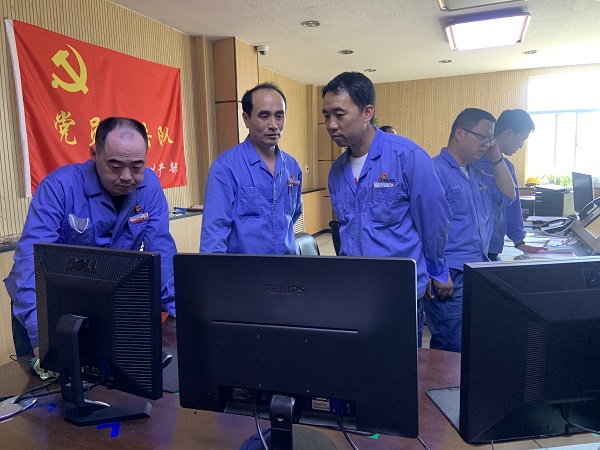 1651744016242621.jpeg 中控室.jpg