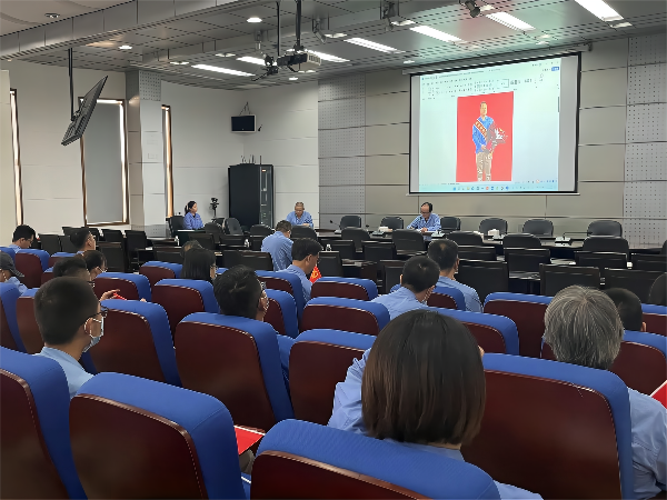 1663986944968926.png 學(xué)習(xí)陜西省勞動模范王宏先進(jìn)事跡(1).png