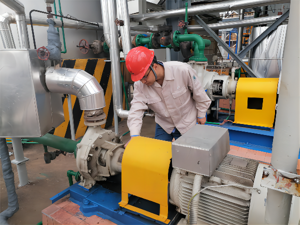 1667353480251368.png 支部書(shū)記帶隊(duì)檢查現(xiàn)場(chǎng)(1).png