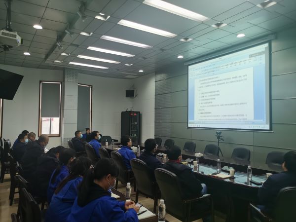科技發(fā)展部，新聞，公司開(kāi)展能源管理培訓(xùn)，韓夏芬61508.jpg