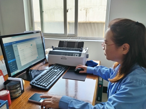 1728012320477754.jpeg 科技公司劉玉萍_副本.jpg