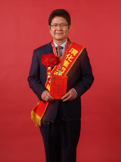 261740557450176200.jpg 4E8A1435 胡抗戰(zhàn) 副圖 2.jpg