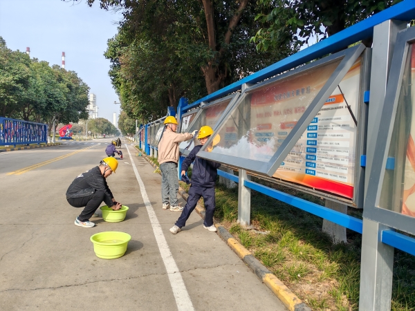 131741851508963613.jpg 學(xué)雷鋒2.jpg