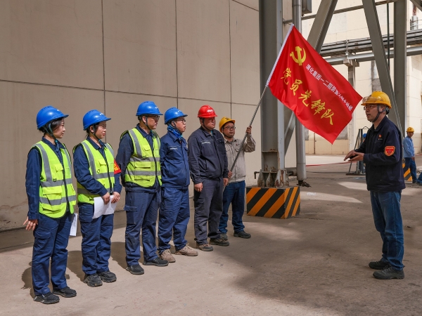 211745195569109926.jpg 黨員先鋒隊(duì)安全檢查2.jpg