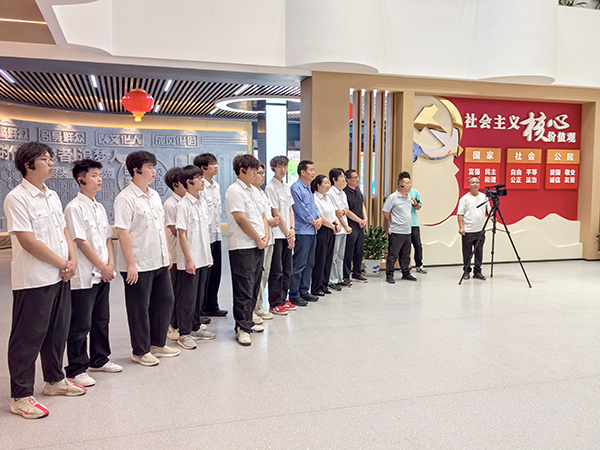 301748565108185762.jpg 參觀文明基地.jpg