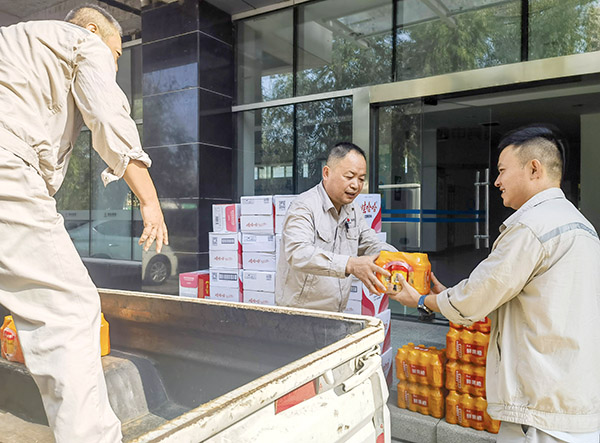 161752653028165185.jpg 2025年運(yùn)銷市場部送清涼1xiao.jpg