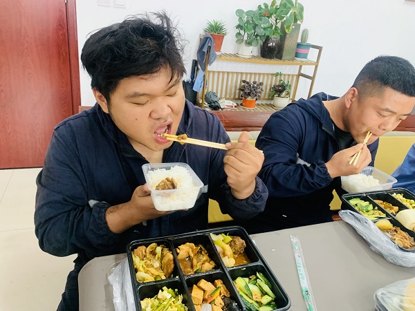 251756084607121465.jpg 檢修送餐配圖2.jpg